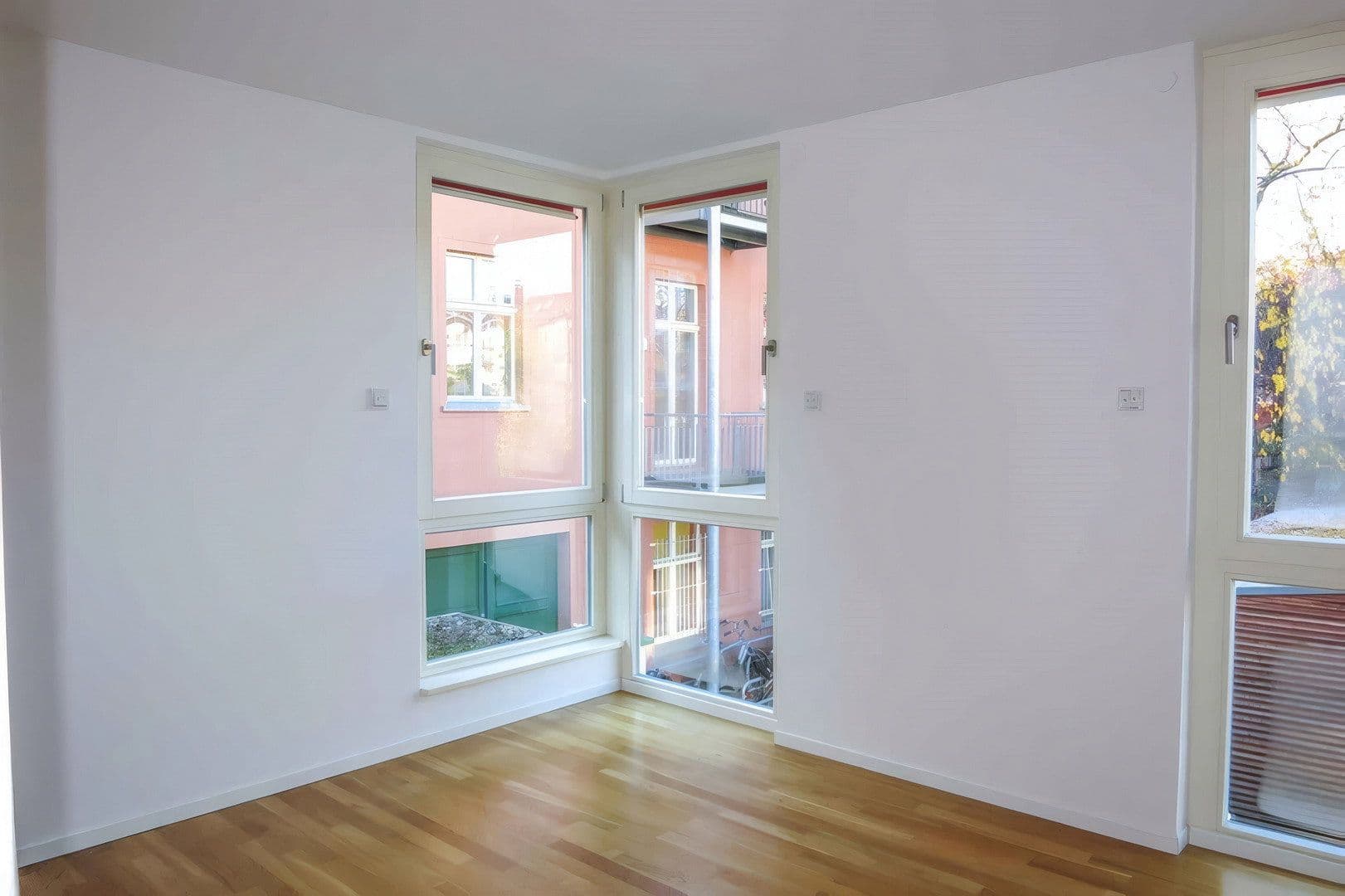 Pronájem bytu 3+1 90 m², Gutenbergstraße 83, Potsdam, Braniborsko Pronájem bytu 3+1 90 m², Gutenbergstraße 83, Potsdam, Braniborsko
