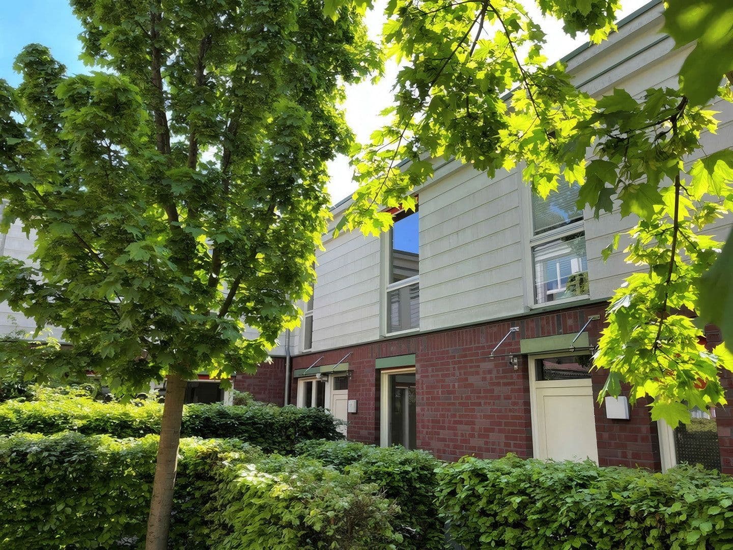 Pronájem bytu 3+1 90 m², Gutenbergstraße 83, Potsdam, Braniborsko Pronájem bytu 3+1 90 m², Gutenbergstraße 83, Potsdam, Braniborsko