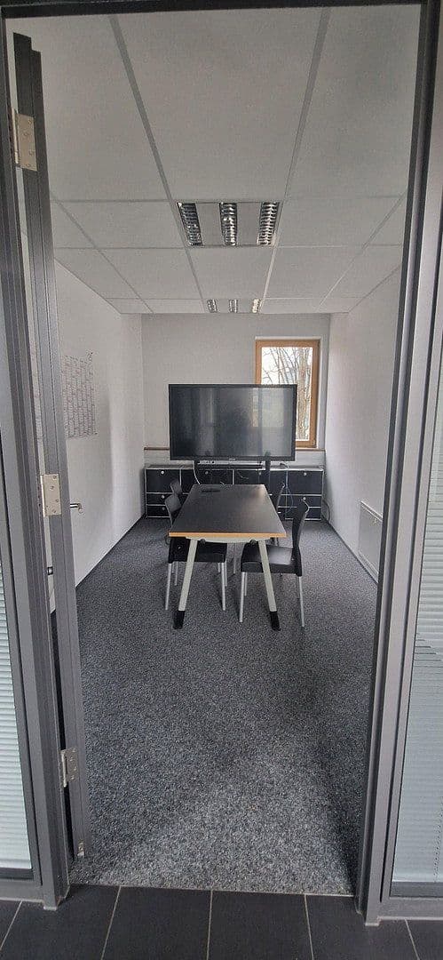 Pronájem kanceláře 190 m², Dieselstrase 10 71254 Ditzingen, Ditzingen, Bádensko-Württembersko Pronájem kanceláře 190 m², Dieselstrase 10 71254 Ditzingen, Ditzingen, Bádensko-Württembersko