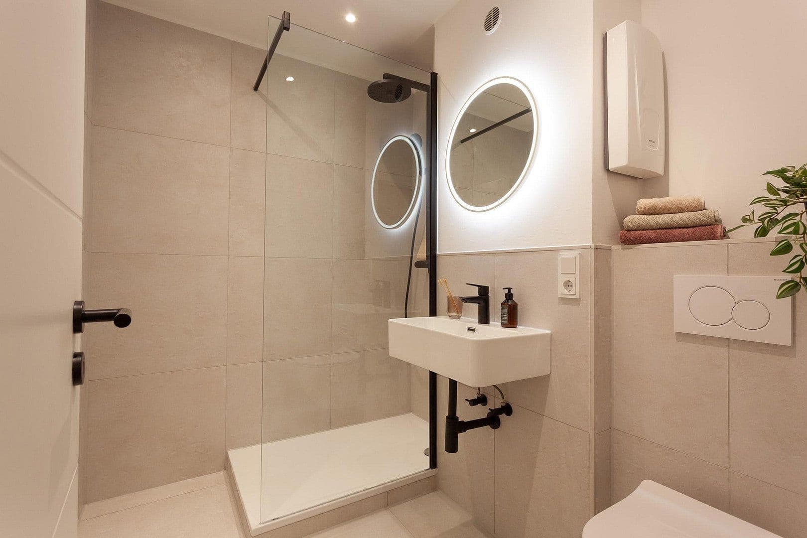 Prodej bytu 3+1 79 m², Mülheim an der Ruhr, Severní Porýní-Vestfálsko Prodej bytu 3+1 79 m², Mülheim an der Ruhr, Severní Porýní-Vestfálsko