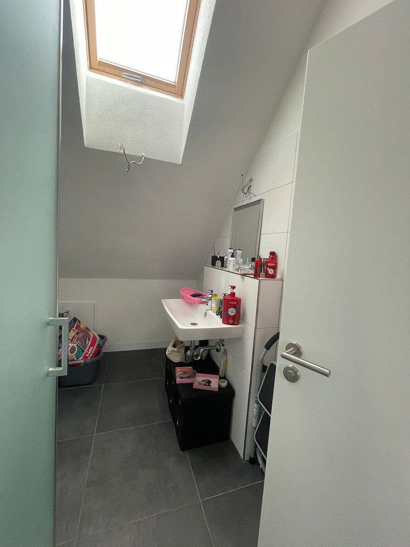 Pronájem bytu 3+1 75 m², Alte Gasse, Külsheim, Bádensko-Württembersko Pronájem bytu 3+1 75 m², Alte Gasse, Külsheim, Bádensko-Württembersko