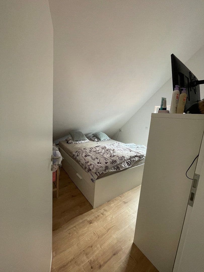 Pronájem bytu 3+1 75 m², Alte Gasse, Külsheim, Bádensko-Württembersko Pronájem bytu 3+1 75 m², Alte Gasse, Külsheim, Bádensko-Württembersko