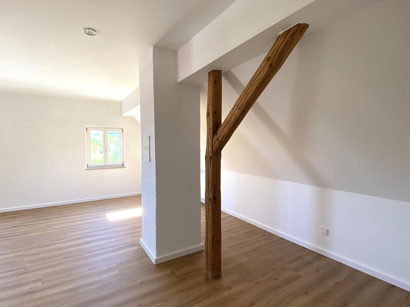 Pronájem bytu 2+1 80 m², Neufnachstraße 3, Fischach, Bavorsko Pronájem bytu 2+1 80 m², Neufnachstraße 3, Fischach, Bavorsko