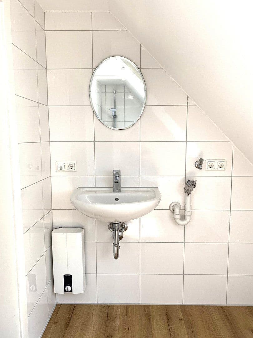 Pronájem bytu 2+1 80 m², Neufnachstraße 3, Fischach, Bavorsko Pronájem bytu 2+1 80 m², Neufnachstraße 3, Fischach, Bavorsko