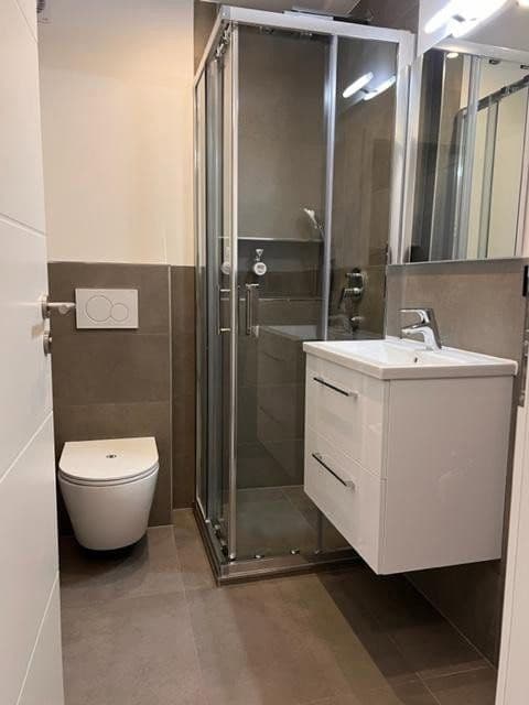 Pronájem bytu 1+1 28 m², Thusneldastraße 8, München, Bavorsko Pronájem bytu 1+1 28 m², Thusneldastraße 8, München, Bavorsko