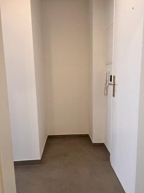 Pronájem bytu 1+1 28 m², Thusneldastraße 8, München, Bavorsko Pronájem bytu 1+1 28 m², Thusneldastraße 8, München, Bavorsko