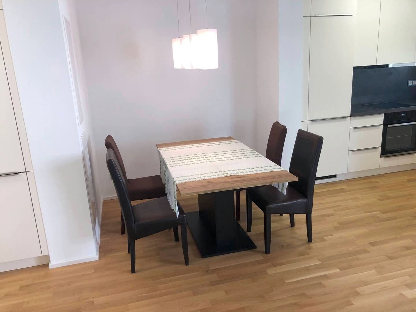 Pronájem bytu 2+1 62 m², Sindelfingen, Bádensko-Württembersko Pronájem bytu 2+1 62 m², Sindelfingen, Bádensko-Württembersko