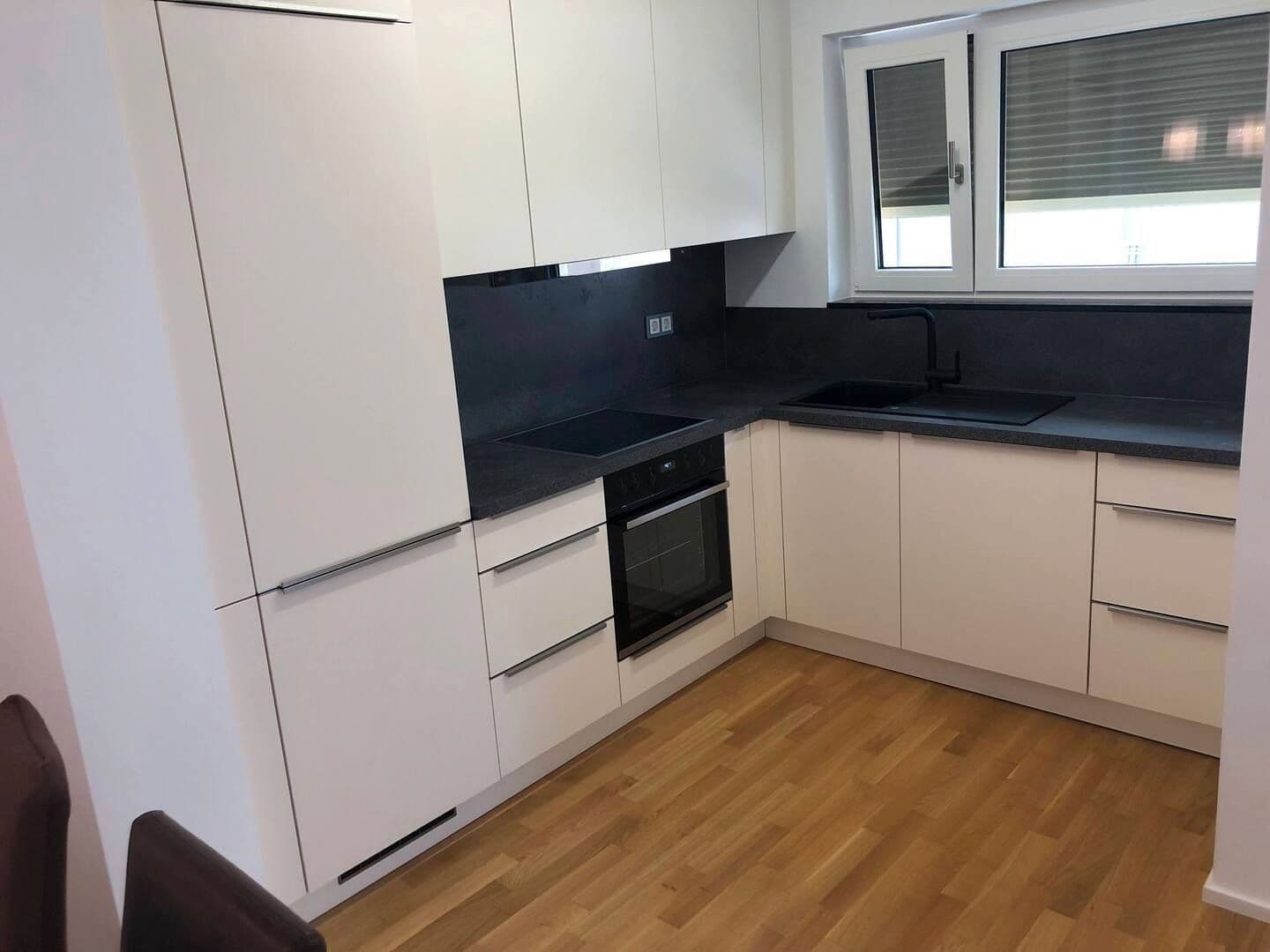 Pronájem bytu 2+1 62 m², Sindelfingen, Bádensko-Württembersko Pronájem bytu 2+1 62 m², Sindelfingen, Bádensko-Württembersko