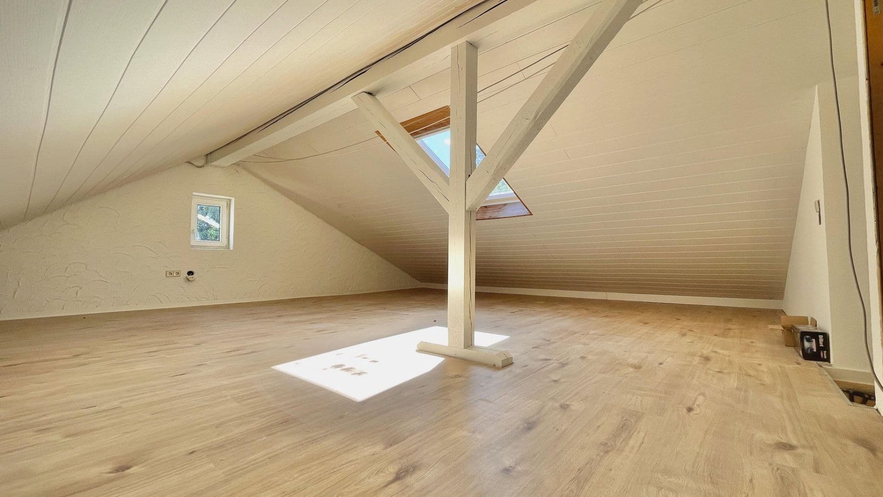 Prodej bytu 4+1 92 m², Bachstraße 51, Weissach, Bádensko-Württembersko Prodej bytu 4+1 92 m², Bachstraße 51, Weissach, Bádensko-Württembersko