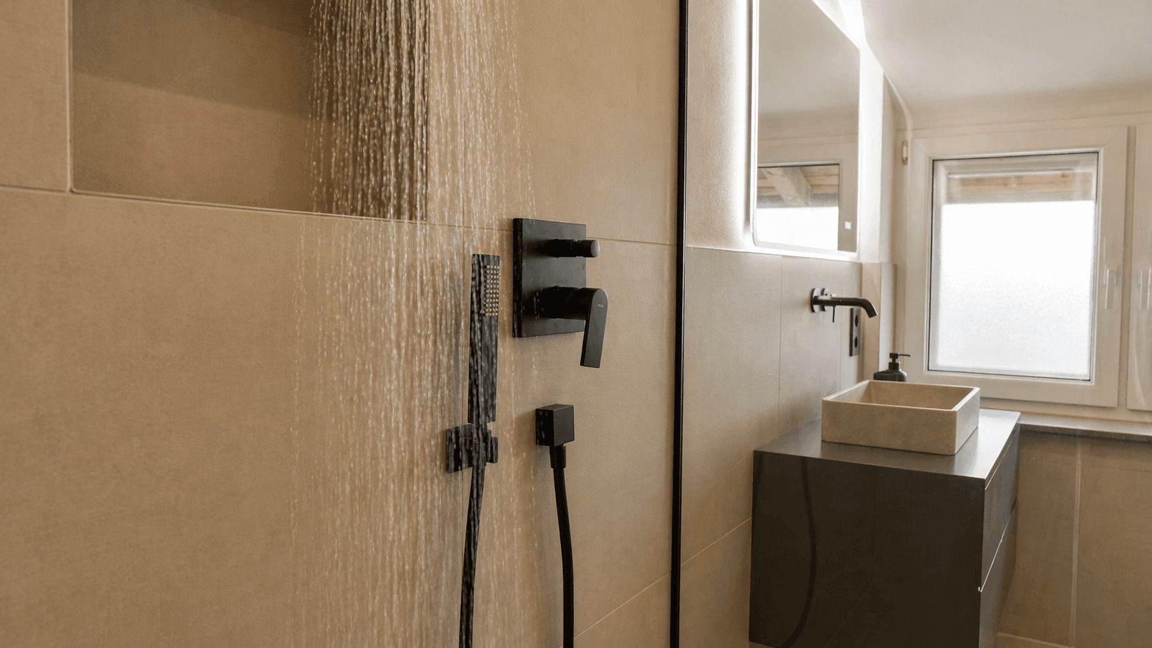 Prodej bytu 4+1 92 m², Bachstraße 51, Weissach, Bádensko-Württembersko Prodej bytu 4+1 92 m², Bachstraße 51, Weissach, Bádensko-Württembersko