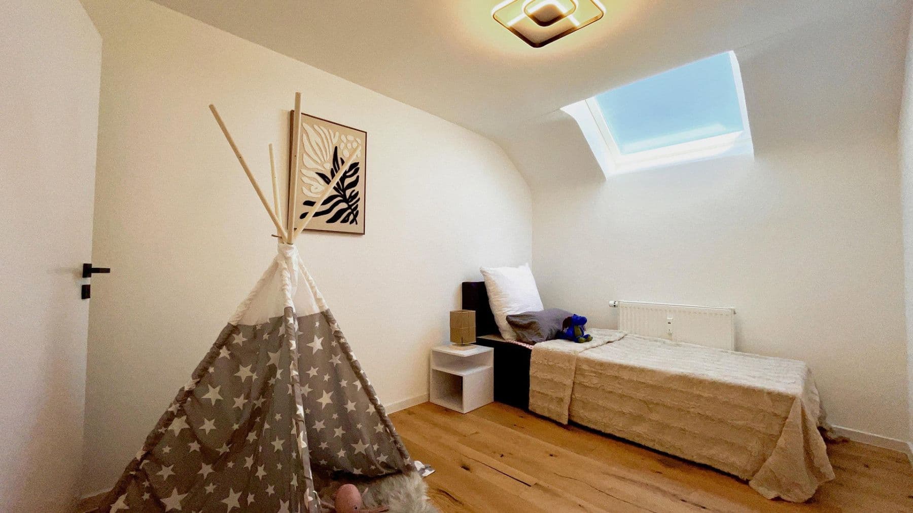 Prodej bytu 4+1 92 m², Bachstraße 51, Weissach, Bádensko-Württembersko Prodej bytu 4+1 92 m², Bachstraße 51, Weissach, Bádensko-Württembersko