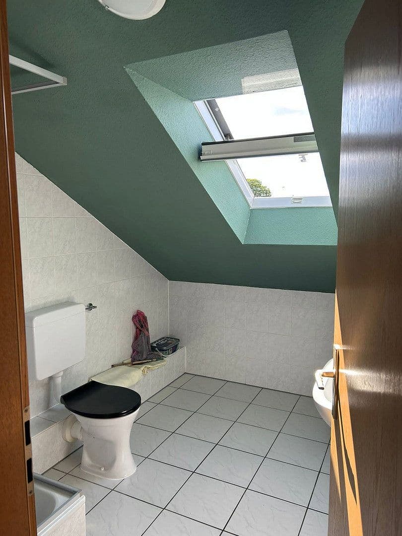 Prodej bytu 1+1 33 m², Nieder-Olm, Porýní-Falc Prodej bytu 1+1 33 m², Nieder-Olm, Porýní-Falc