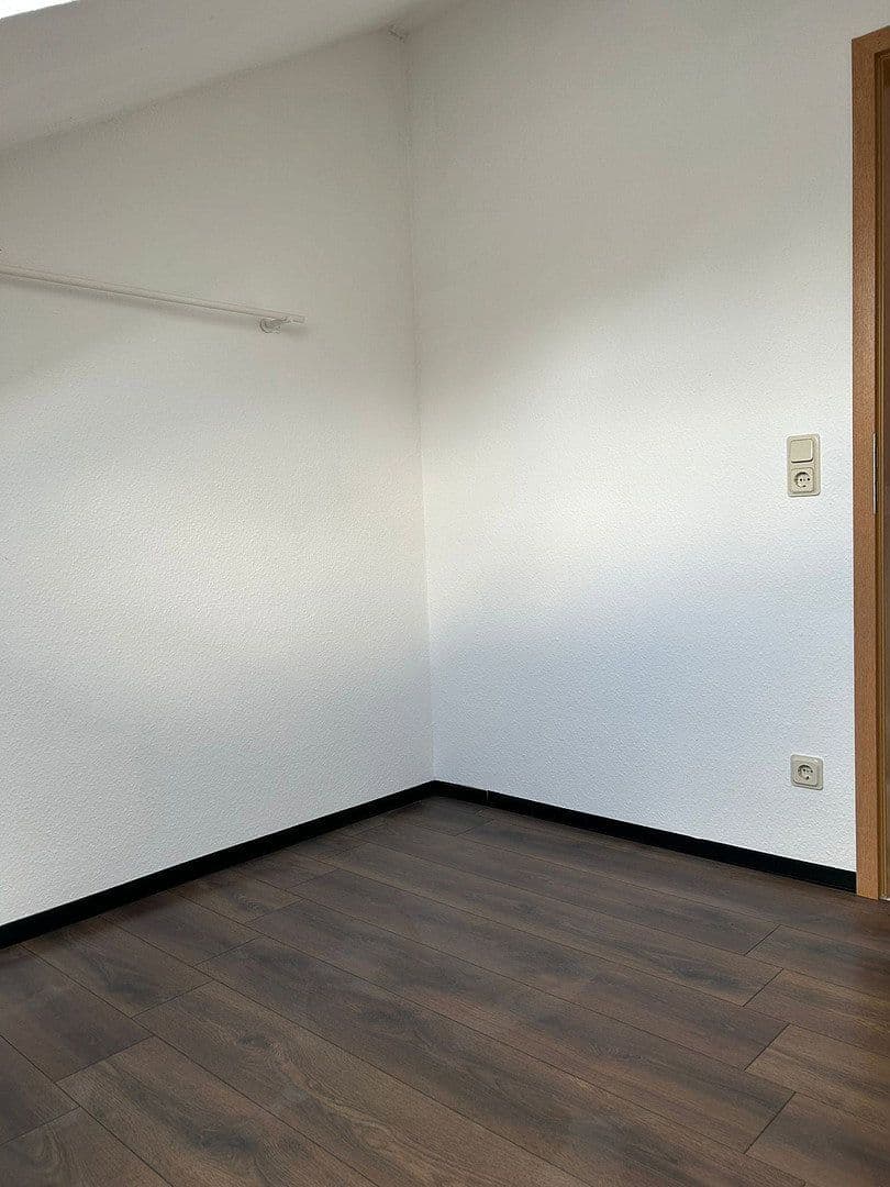 Prodej bytu 1+1 33 m², Nieder-Olm, Porýní-Falc Prodej bytu 1+1 33 m², Nieder-Olm, Porýní-Falc