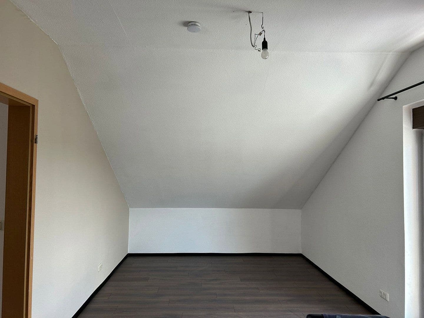Prodej bytu 1+1 33 m², Nieder-Olm, Porýní-Falc Prodej bytu 1+1 33 m², Nieder-Olm, Porýní-Falc