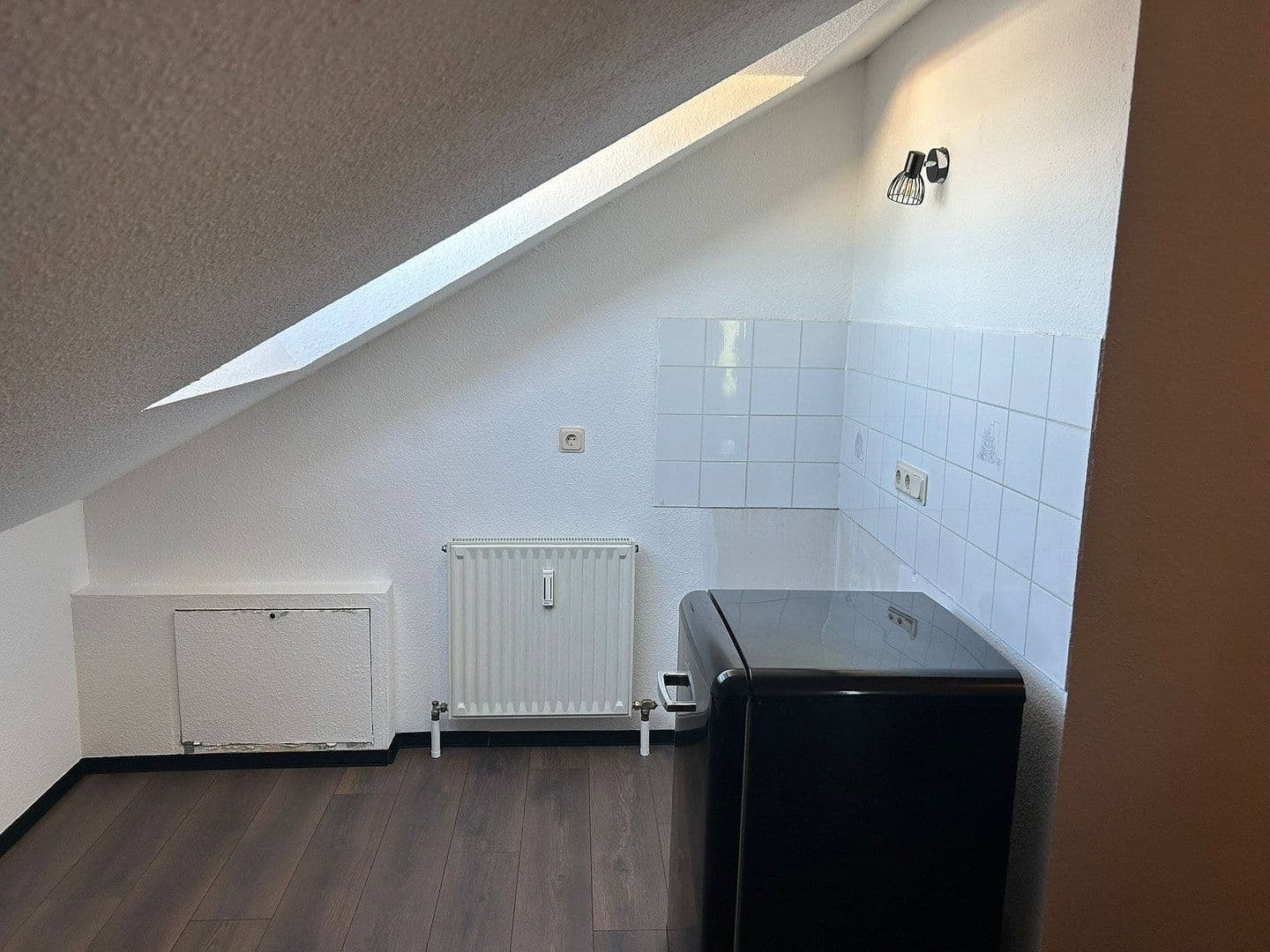 Prodej bytu 1+1 33 m², Nieder-Olm, Porýní-Falc Prodej bytu 1+1 33 m², Nieder-Olm, Porýní-Falc