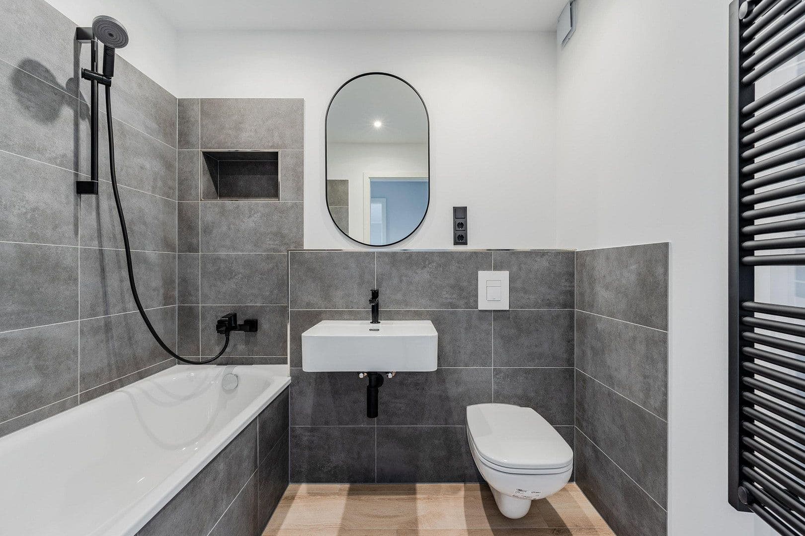 Prodej bytu 2+1 50 m², Torellstraße 3, Berlin, Berlín Prodej bytu 2+1 50 m², Torellstraße 3, Berlin, Berlín
