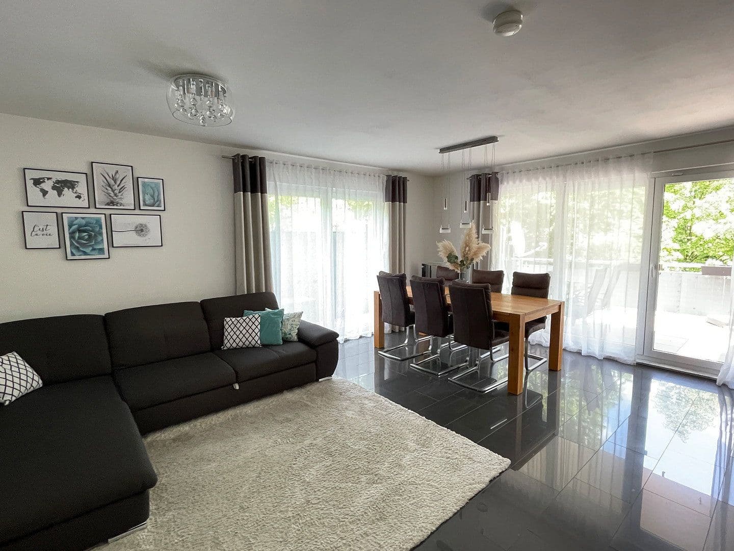 Prodej bytu 3+1 97 m², Pforzheim, Bádensko-Württembersko Prodej bytu 3+1 97 m², Pforzheim, Bádensko-Württembersko
