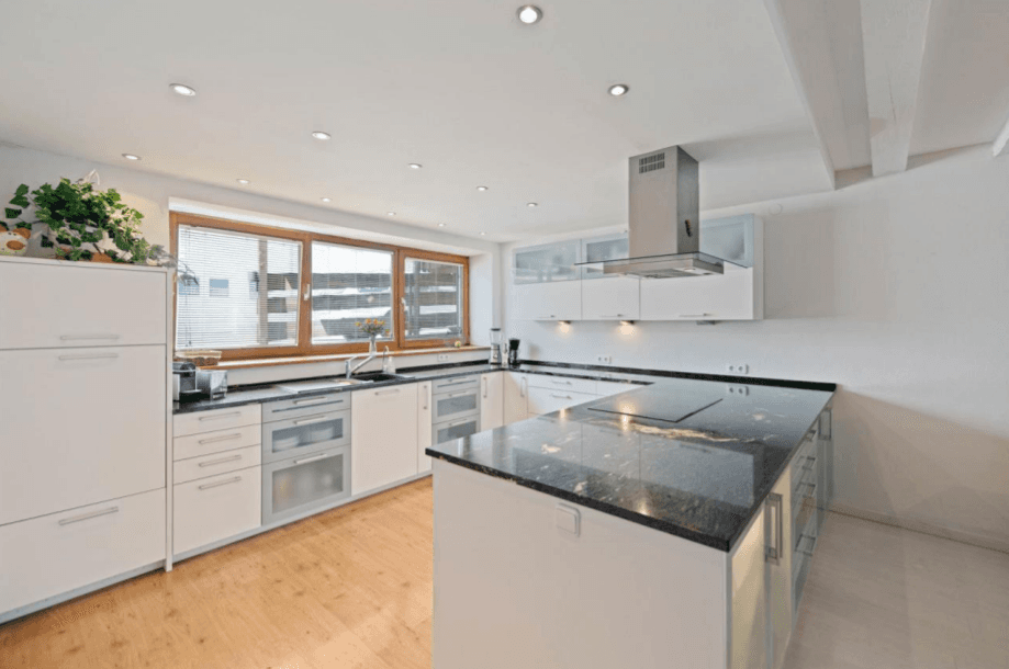Prodej bytu 6+1 260 m², Andechs, Bavorsko Prodej bytu 6+1 260 m², Andechs, Bavorsko