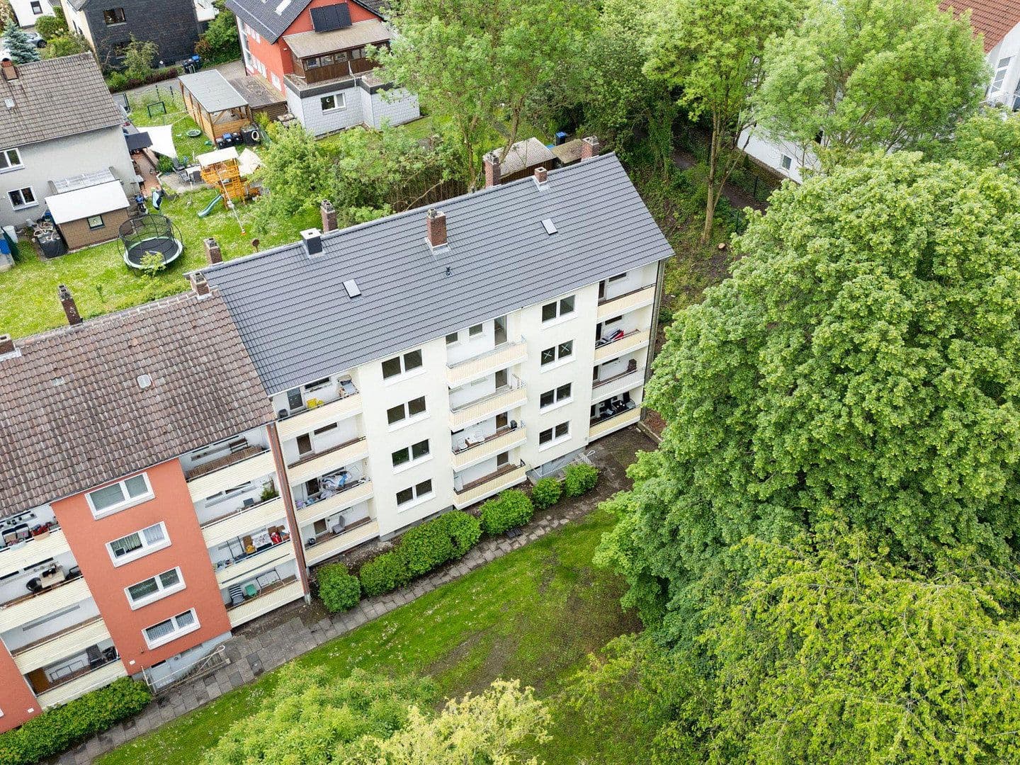Prodej domu 626 m², pozemek 1.425 m², Hamm, Severní Porýní-Vestfálsko Prodej domu 626 m², pozemek 1.425 m², Hamm, Severní Porýní-Vestfálsko