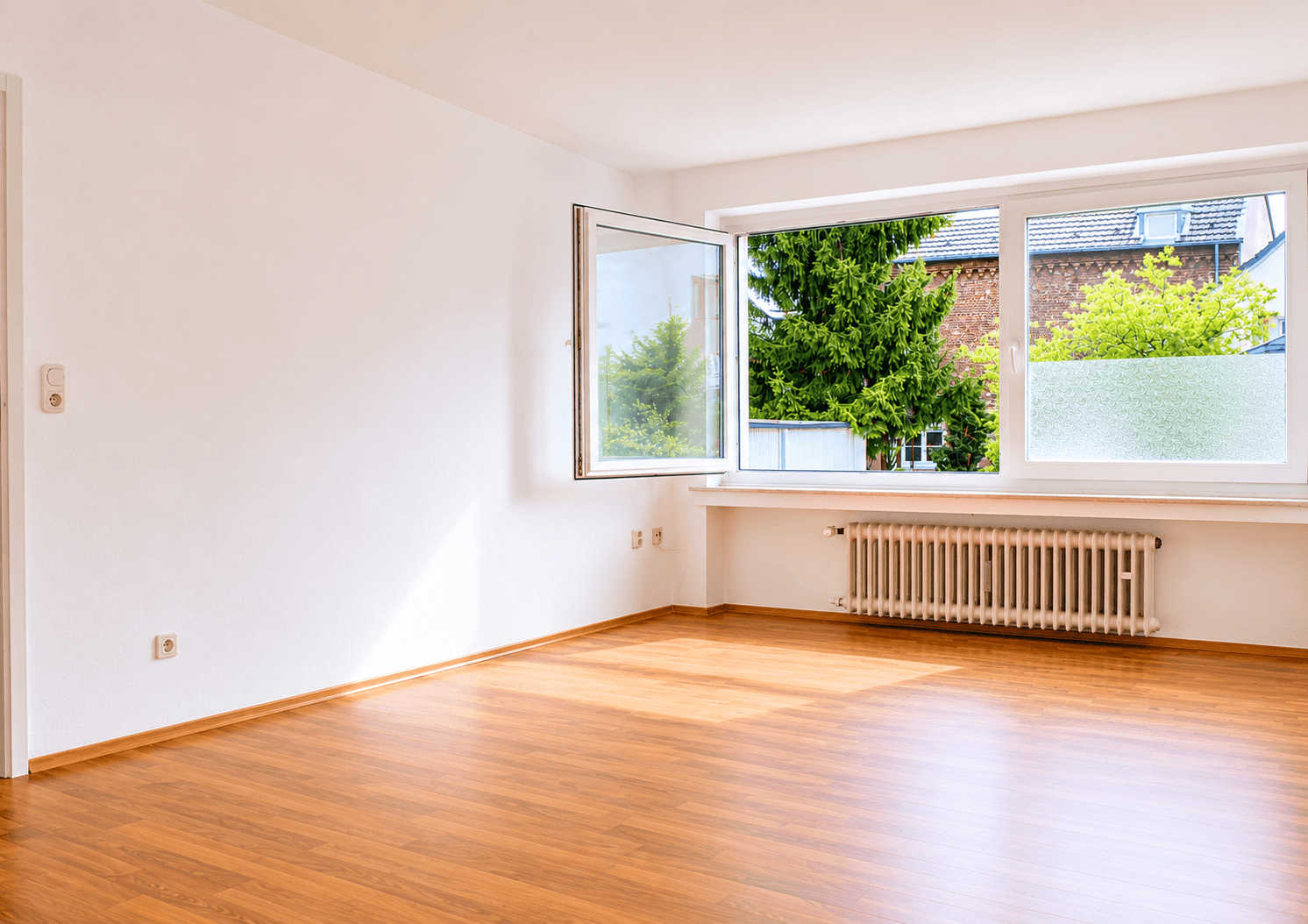 Prodej bytu 2+1 41 m², Köln, Severní Porýní-Vestfálsko Prodej bytu 2+1 41 m², Köln, Severní Porýní-Vestfálsko