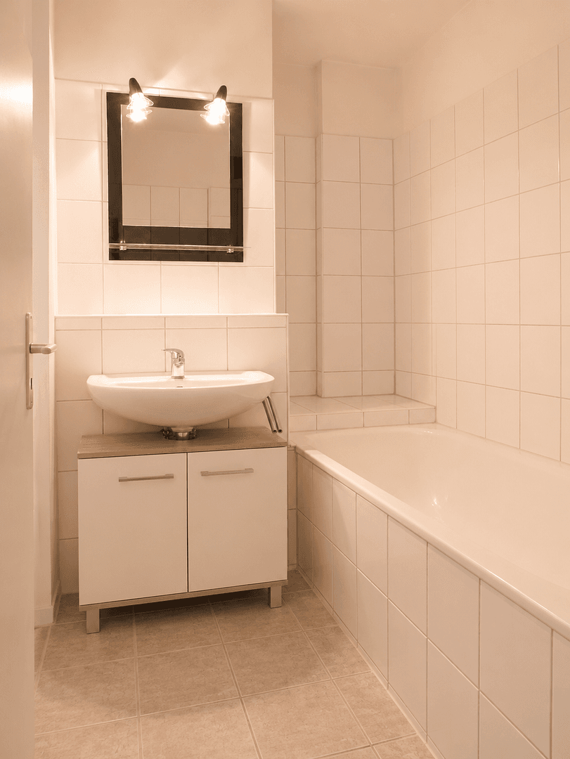 Prodej bytu 2+1 41 m², Köln, Severní Porýní-Vestfálsko Prodej bytu 2+1 41 m², Köln, Severní Porýní-Vestfálsko