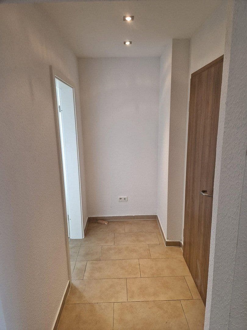 Pronájem bytu 2+1 45 m², Am Geisbusch 12, Duisburg, Severní Porýní-Vestfálsko Pronájem bytu 2+1 45 m², Am Geisbusch 12, Duisburg, Severní Porýní-Vestfálsko