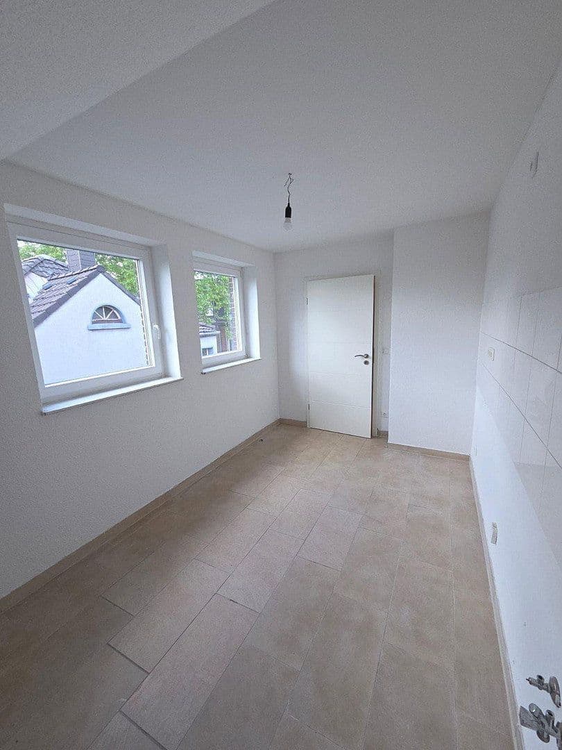 Pronájem bytu 2+1 45 m², Am Geisbusch 12, Duisburg, Severní Porýní-Vestfálsko Pronájem bytu 2+1 45 m², Am Geisbusch 12, Duisburg, Severní Porýní-Vestfálsko