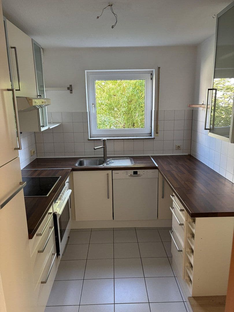 Prodej bytu 3+1 76 m², Weinstadt, Bádensko-Württembersko Prodej bytu 3+1 76 m², Weinstadt, Bádensko-Württembersko