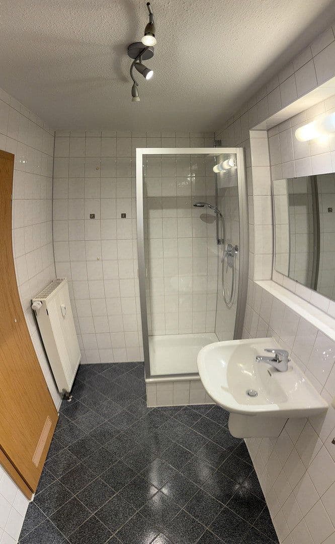 Prodej bytu 3+1 76 m², Weinstadt, Bádensko-Württembersko Prodej bytu 3+1 76 m², Weinstadt, Bádensko-Württembersko