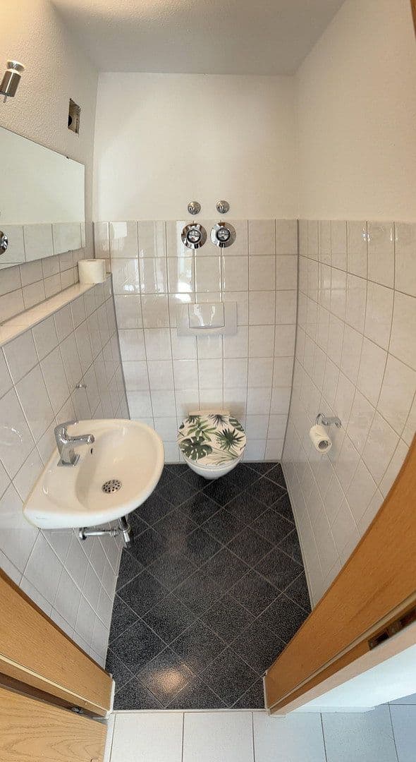 Prodej bytu 3+1 76 m², Weinstadt, Bádensko-Württembersko Prodej bytu 3+1 76 m², Weinstadt, Bádensko-Württembersko