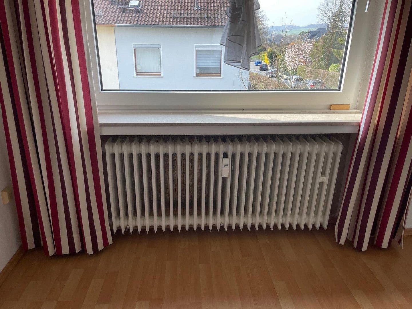 Prodej domu 145 m², pozemek 600 m², Detmold, Severní Porýní-Vestfálsko Prodej domu 145 m², pozemek 600 m², Detmold, Severní Porýní-Vestfálsko