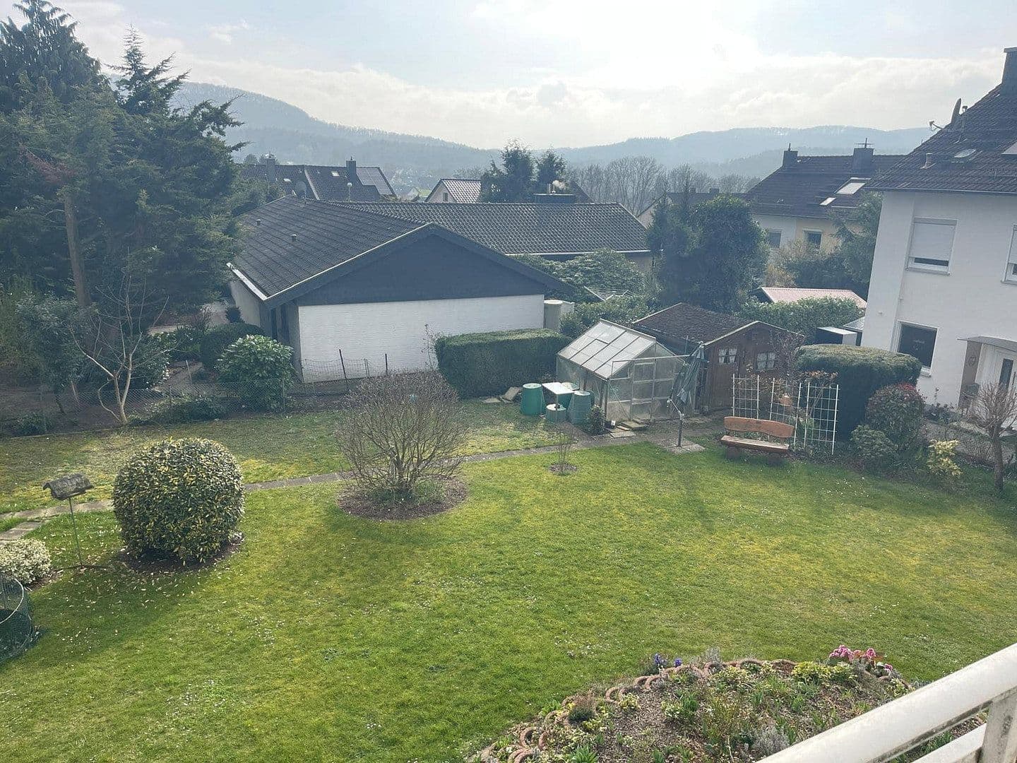 Prodej domu 145 m², pozemek 600 m², Detmold, Severní Porýní-Vestfálsko Prodej domu 145 m², pozemek 600 m², Detmold, Severní Porýní-Vestfálsko
