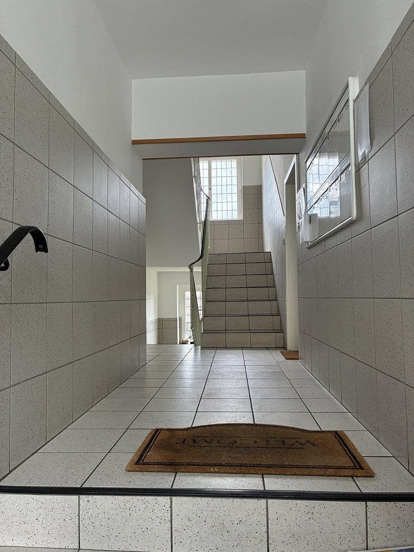 Pronájem bytu 2+1 47 m², Emilstr.7, Wuppertal, Severní Porýní-Vestfálsko Pronájem bytu 2+1 47 m², Emilstr.7, Wuppertal, Severní Porýní-Vestfálsko