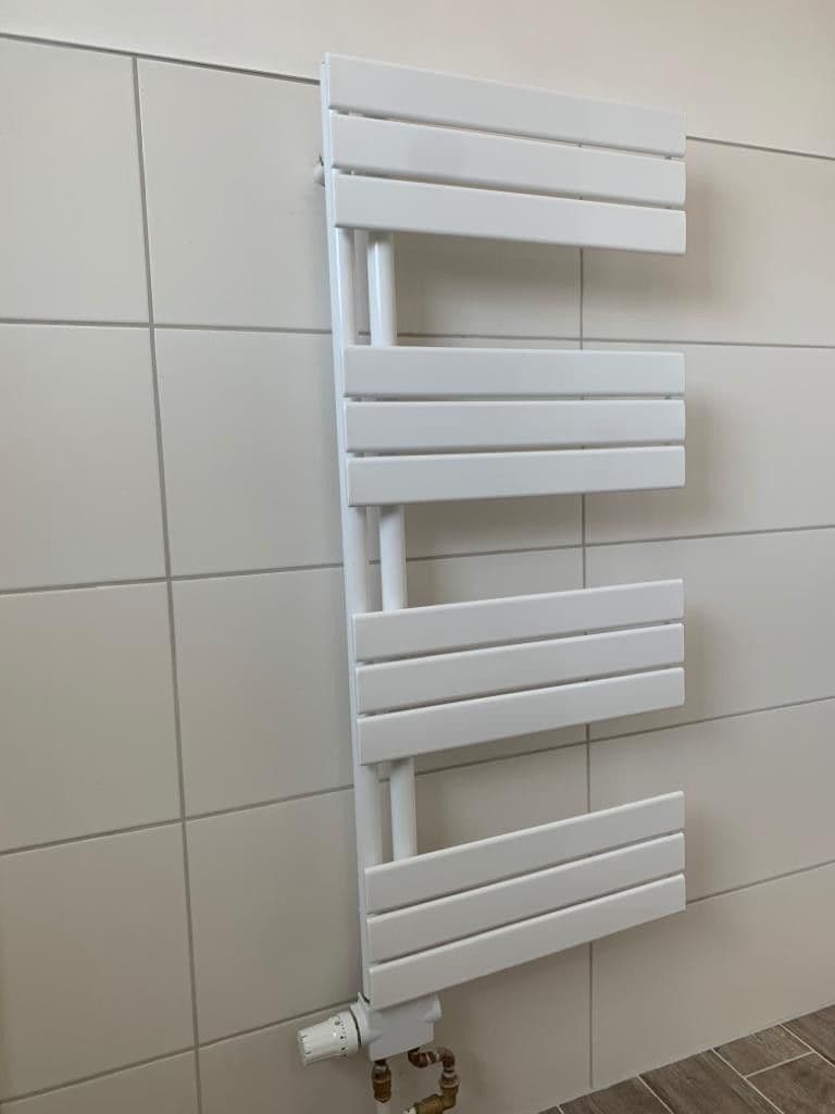 Pronájem bytu 2+1 47 m², Ahltener Straße 57, Lehrte, Dolní Sasko Pronájem bytu 2+1 47 m², Ahltener Straße 57, Lehrte, Dolní Sasko