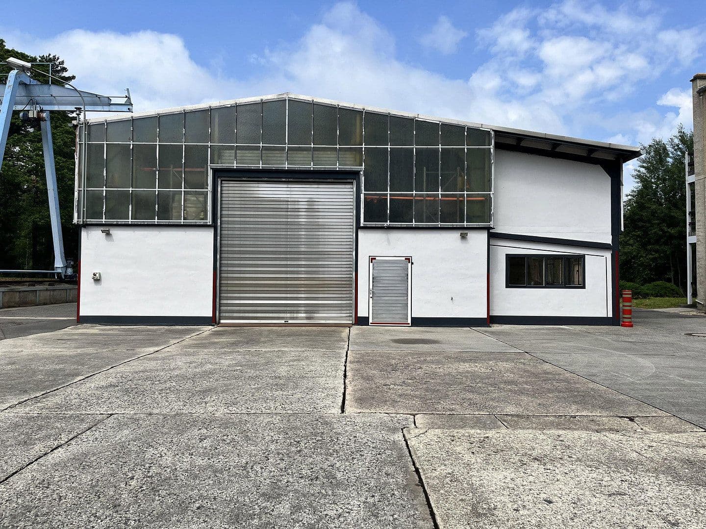 Pronájem nebytového prostoru 9.536 m², Nízké, Sasko Pronájem nebytového prostoru 9.536 m², Nízké, Sasko
