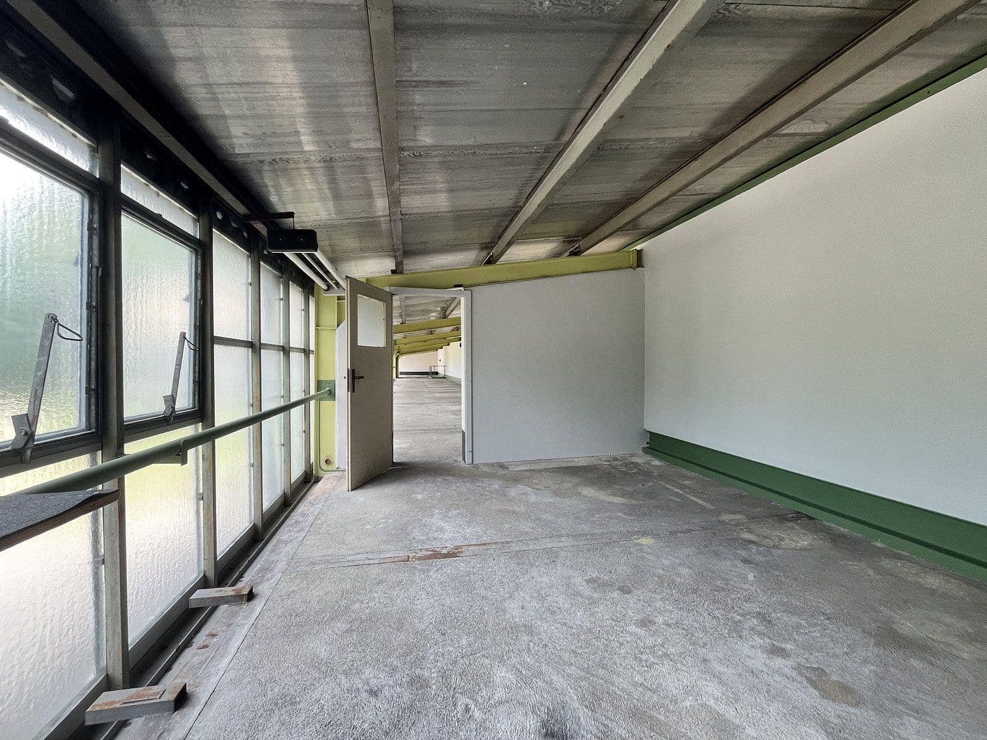 Pronájem nebytového prostoru 9.536 m², Nízké, Sasko Pronájem nebytového prostoru 9.536 m², Nízké, Sasko