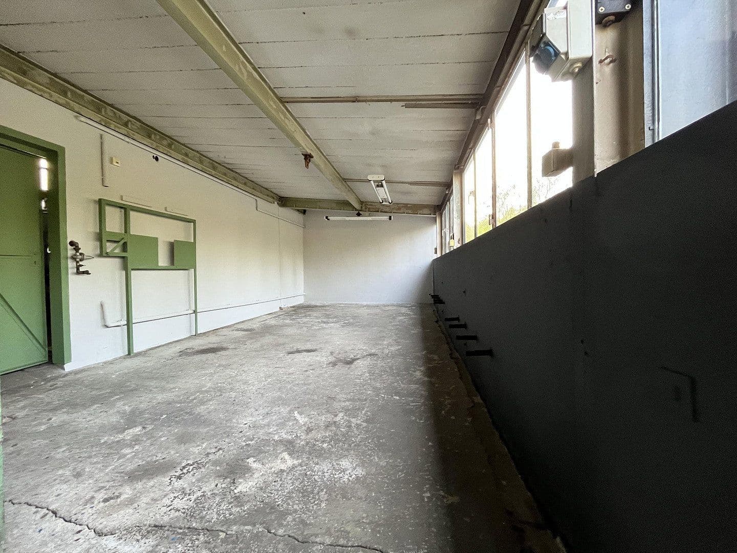 Pronájem nebytového prostoru 9.536 m², Nízké, Sasko Pronájem nebytového prostoru 9.536 m², Nízké, Sasko