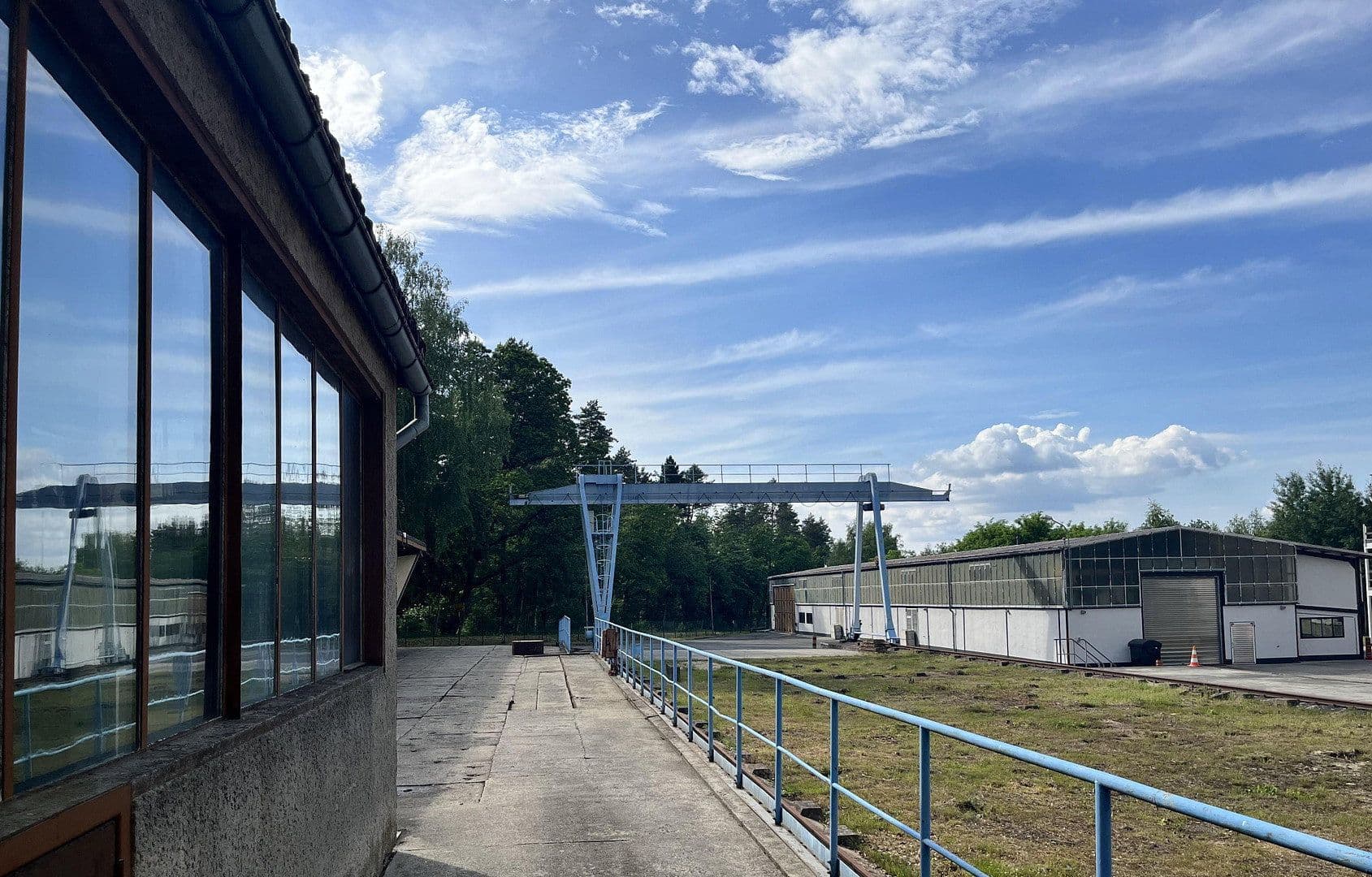 Pronájem nebytového prostoru 9.536 m², Nízké, Sasko Pronájem nebytového prostoru 9.536 m², Nízké, Sasko