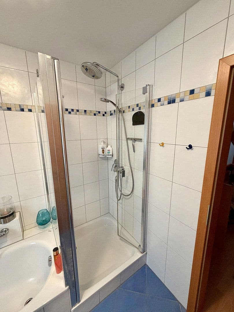 Prodej domu 128 m², pozemek 132 m², Landshut, Bavorsko Prodej domu 128 m², pozemek 132 m², Landshut, Bavorsko