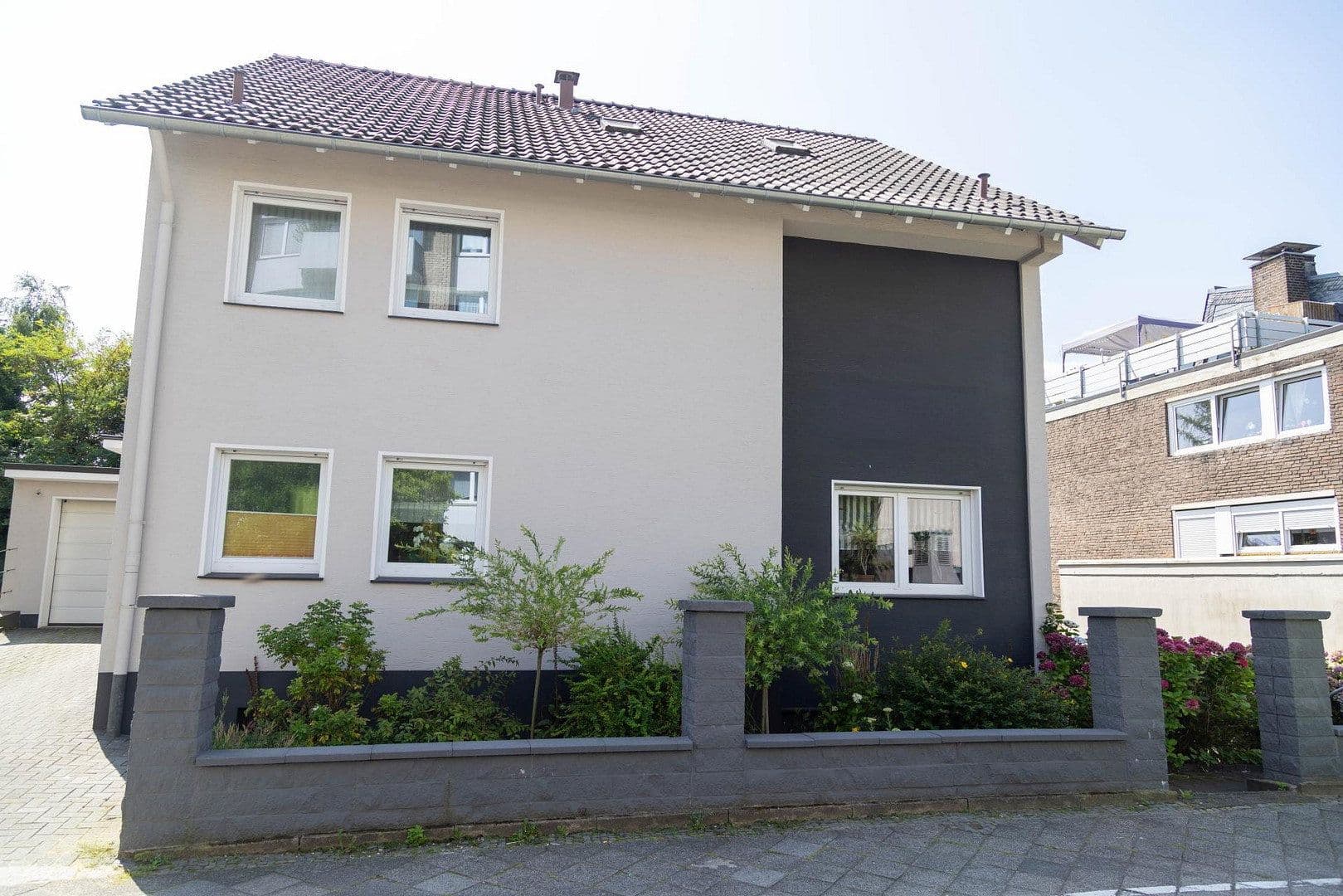 Prodej domu 320 m², pozemek 522 m², Remscheid, Severní Porýní-Vestfálsko Prodej domu 320 m², pozemek 522 m², Remscheid, Severní Porýní-Vestfálsko