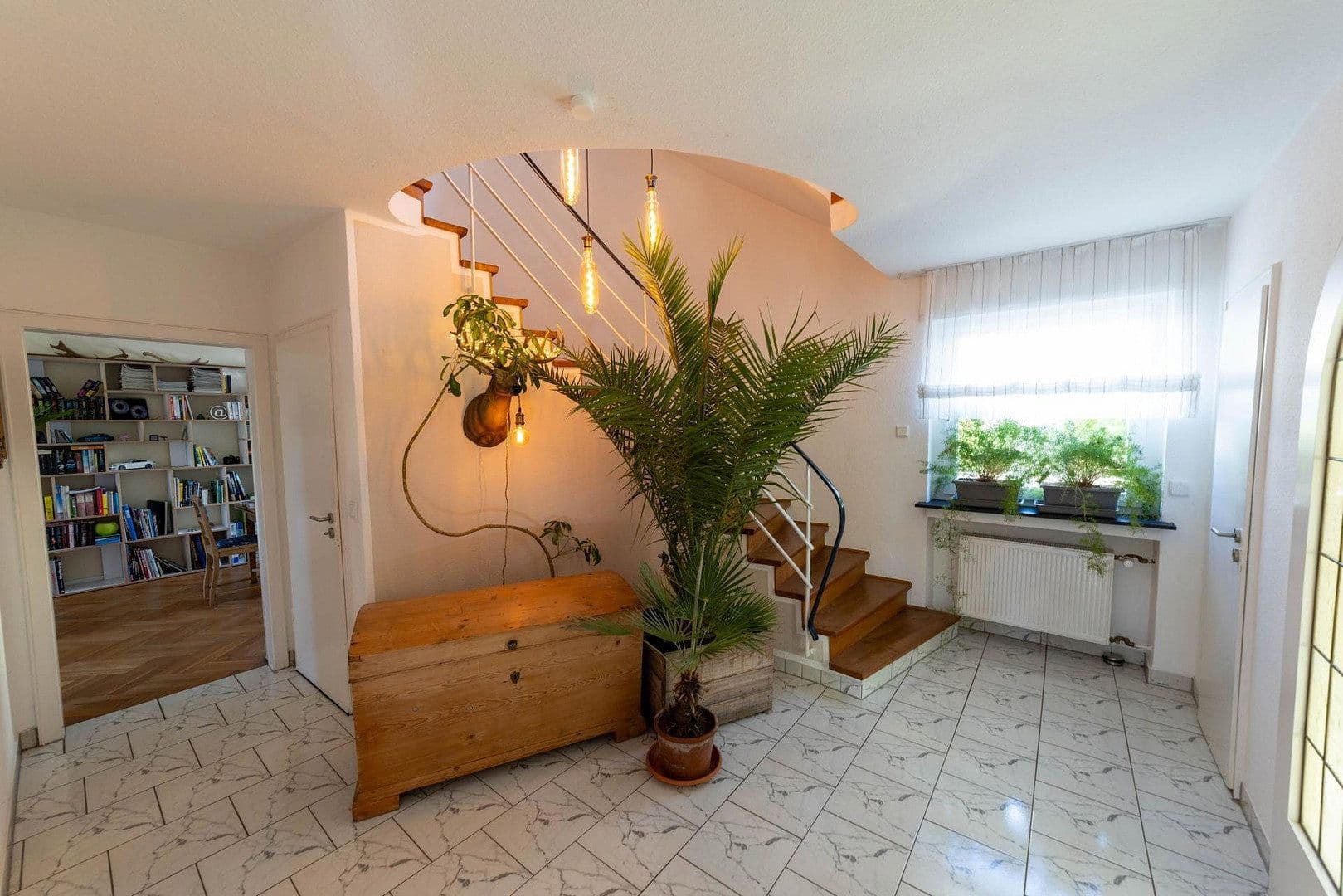 Prodej domu 320 m², pozemek 522 m², Remscheid, Severní Porýní-Vestfálsko Prodej domu 320 m², pozemek 522 m², Remscheid, Severní Porýní-Vestfálsko