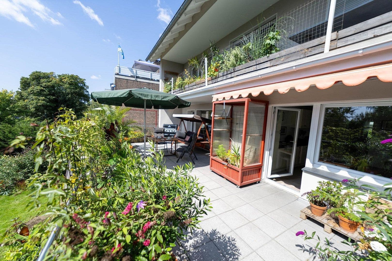 Prodej domu 320 m², pozemek 522 m², Remscheid, Severní Porýní-Vestfálsko Prodej domu 320 m², pozemek 522 m², Remscheid, Severní Porýní-Vestfálsko