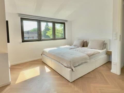 Pronájem bytu 4+kk 124 m², Hamburg, Hamburg Pronájem bytu 4+kk 124 m², Hamburg, Hamburg