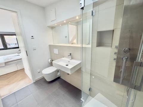 Pronájem bytu 4+kk 124 m², Hamburg, Hamburg Pronájem bytu 4+kk 124 m², Hamburg, Hamburg