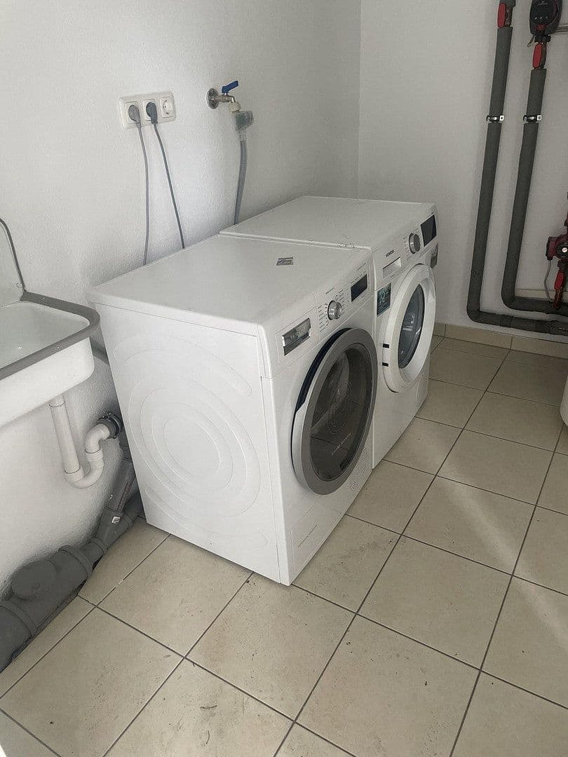 Pronájem bytu 157 m², Richard-Strauss-Straße 1, Pullach im Isartal, Bavorsko Pronájem bytu 157 m², Richard-Strauss-Straße 1, Pullach im Isartal, Bavorsko