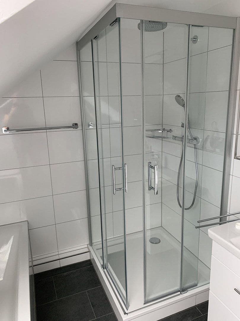 Prodej bytu 4+1 118 m², Eningen unter Achalm, Bádensko-Württembersko Prodej bytu 4+1 118 m², Eningen unter Achalm, Bádensko-Württembersko