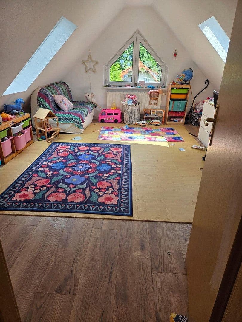 Pronájem bytu 4+1 125 m², Berlin, Berlín Pronájem bytu 4+1 125 m², Berlin, Berlín