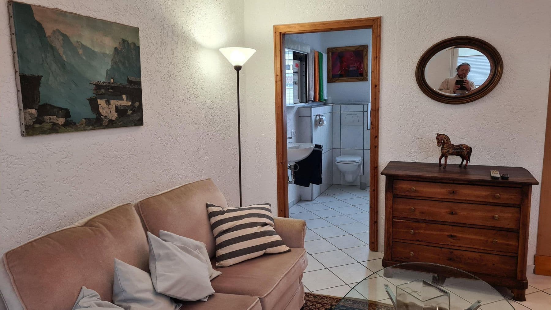 Pronájem bytu 3+1 78 m², Fellbach, Bádensko-Württembersko Pronájem bytu 3+1 78 m², Fellbach, Bádensko-Württembersko