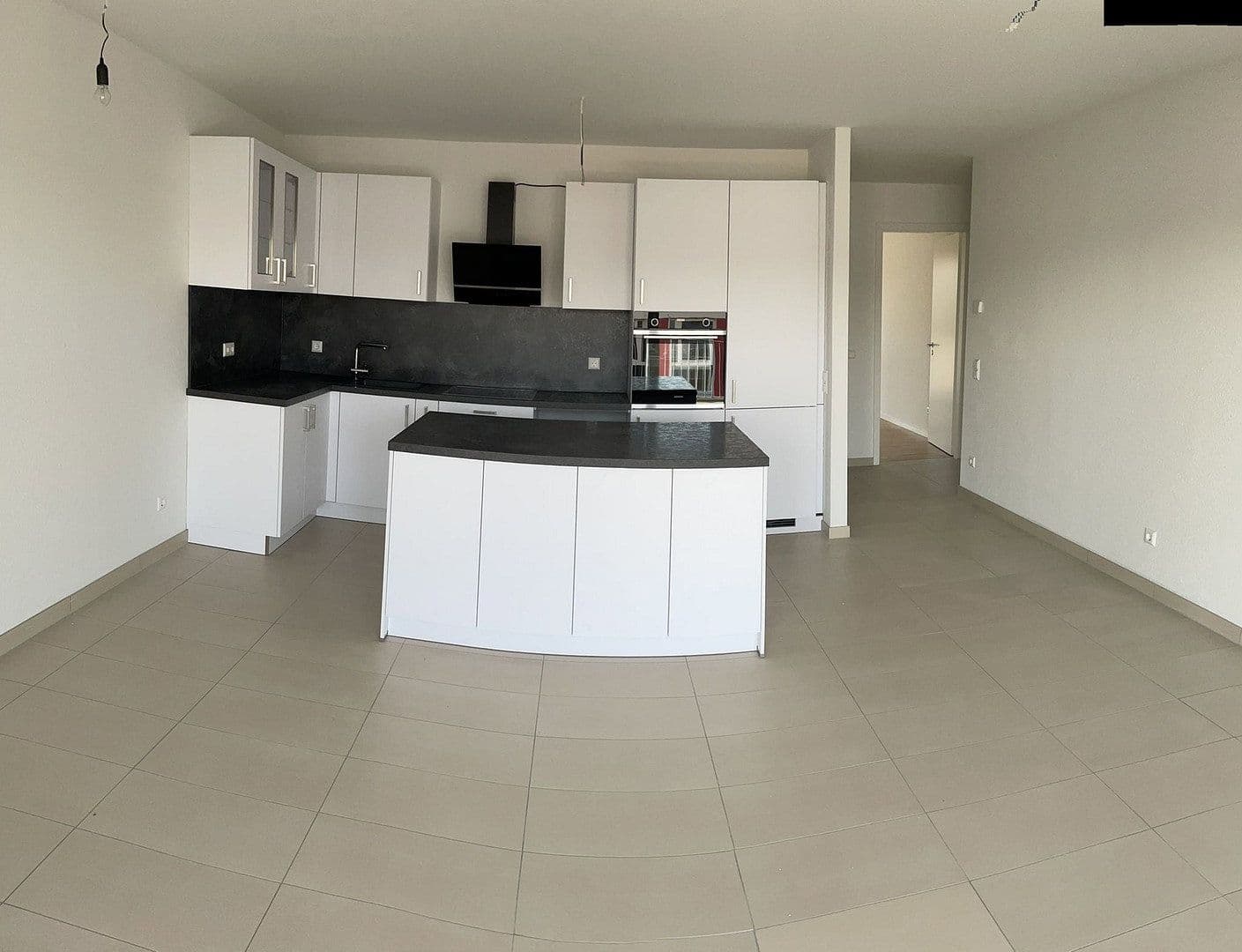 Pronájem bytu 3+1 80 m², Bahnhofstraße 2b, Bad Schönborn, Bádensko-Württembersko Pronájem bytu 3+1 80 m², Bahnhofstraße 2b, Bad Schönborn, Bádensko-Württembersko
