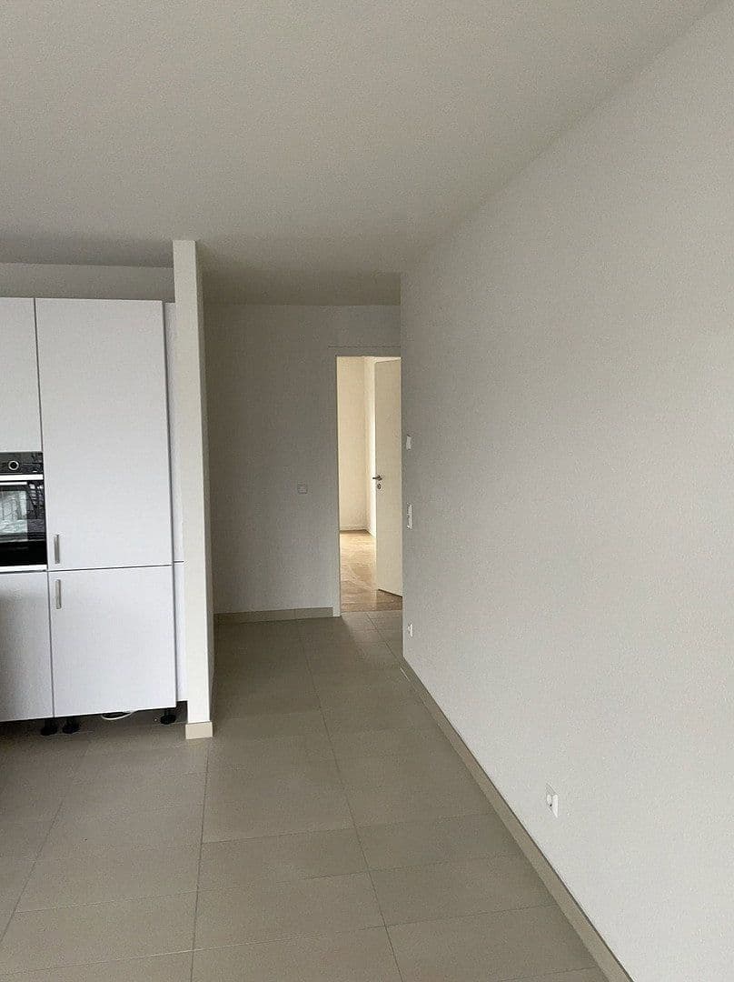 Pronájem bytu 3+1 80 m², Bahnhofstraße 2b, Bad Schönborn, Bádensko-Württembersko Pronájem bytu 3+1 80 m², Bahnhofstraße 2b, Bad Schönborn, Bádensko-Württembersko